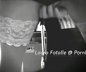 Amateur Teenie Webcam Masturbation - Laura Fatalle