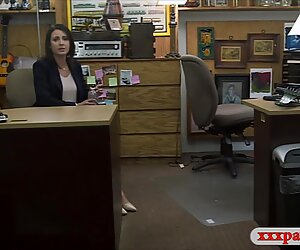 Amateur housewife slammed by pawn dude at the pawnshop