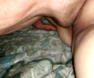 eatting a hot pussy tell she cum down my chin